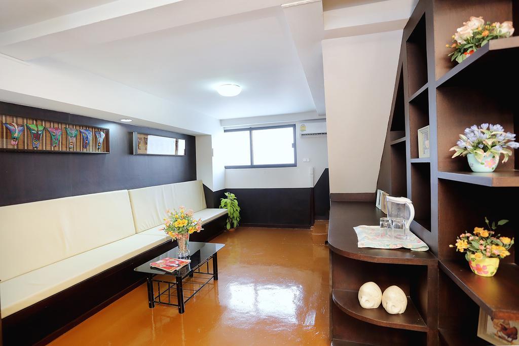 Baan Namtarn Guest House Bangkok Zimmer foto