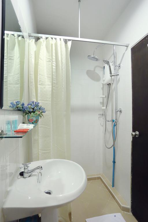 Baan Namtarn Guest House Bangkok Zimmer foto